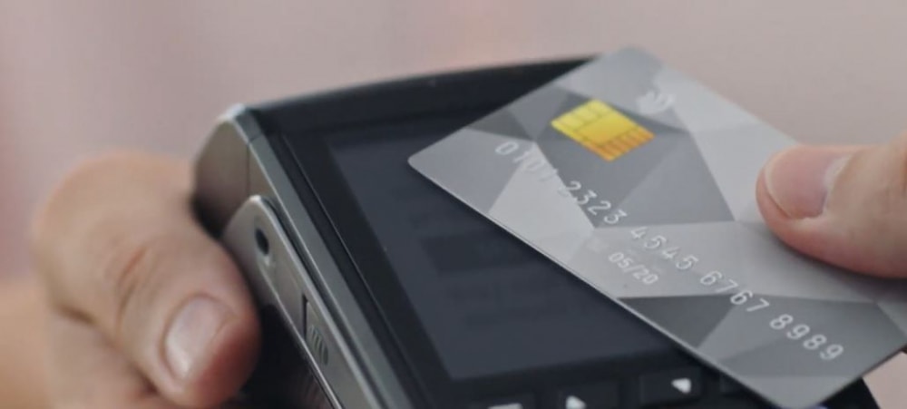 Karta wielowalutowa już dostępna w Cinkciarz.pl- płatność karta  w terminalu