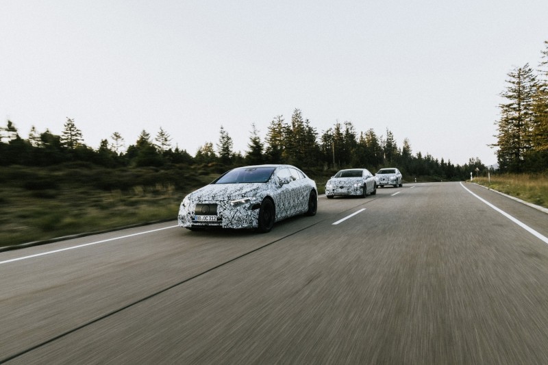 Mercedes-Benz rozszerza gamy samochodów elektrycznych - 3 auta jaka po drodze.