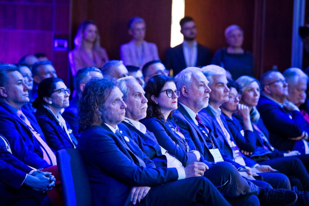 Samorządowy Kongres Finansowy - lokalne gospodarki, oczekiwania i trendy - Nie tylko radni, wójtowie , burmistrzowie ale i prezydenci miasta z uwaga wsłuchiwali się w głosy padające w sali.